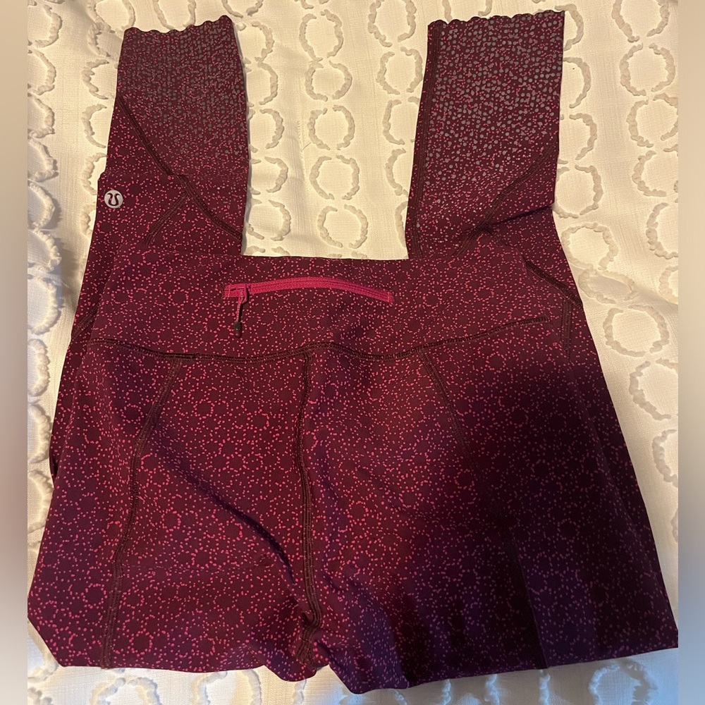 Lulu Lemon leggings size 4